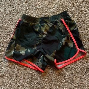 Old navy shorts 🍉